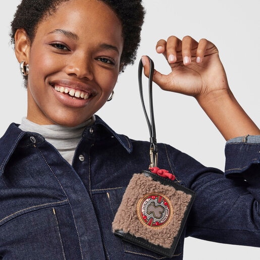 トープカラーのスモールウォレット Amaya Joy