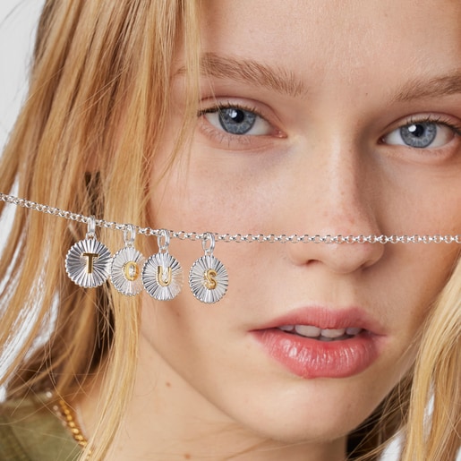 תליון TOUS Alphabet מכסף ומוורמיל כסף עם מדליון האות Z