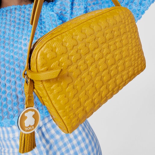 Горчичная кожаная сумка-кроссбоди Sherton