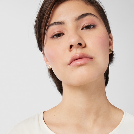 أقراط Good Vibes بأوراق برسيم وحدوة حصان من TOUS من فيرميل الفضة