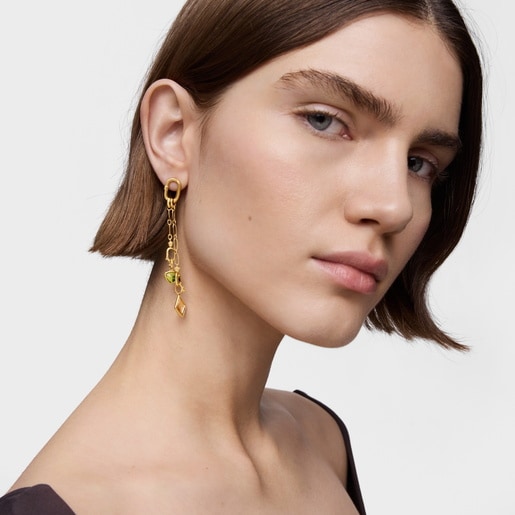 Short 18kt gold plating over silver Necklace with double pendant detail and ring Hold Oval