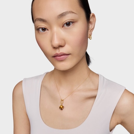 14kt gold Pendant with tiger’s eye Cube