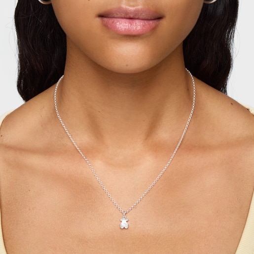 Short silver Necklace with bear Icon Metal
