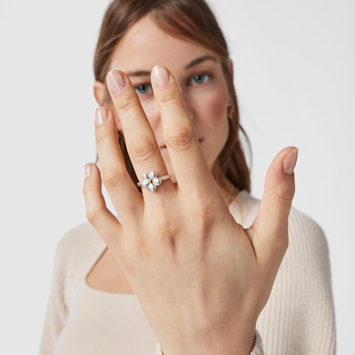 Two-tone Fragile Nature flower Ring