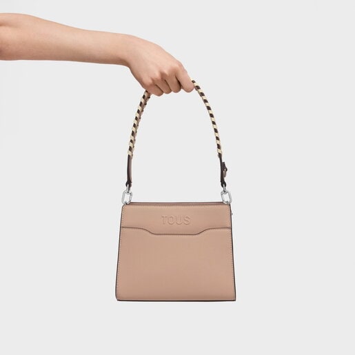 حقيبة تسوق صغيرة الحجم باللون البني المائل إلى الرمادي من تشكيلة Saffiano Audree