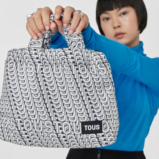 תיק כתף TOUS Cloud Soft בינוני שחור ולבן