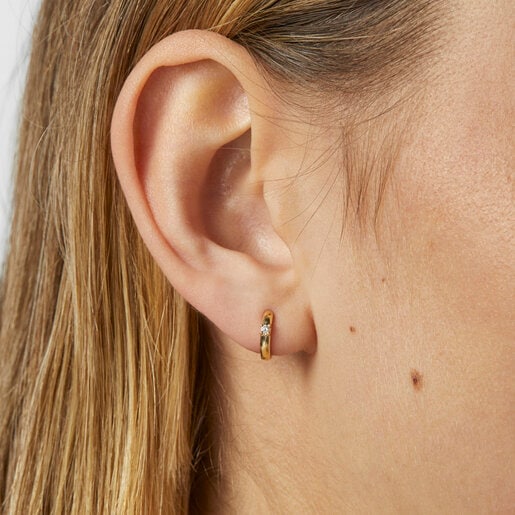 Gold TOUS Basics Hoop earring with blue sapphires and a diamond