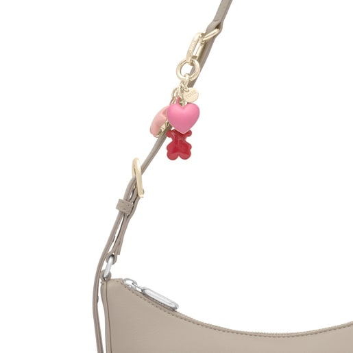 Red and gold-colored Key ring Puffed Motifs