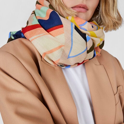 פשמינה TOUS Modlin עם דוגמת פרפרים בצבע כחול נייבי