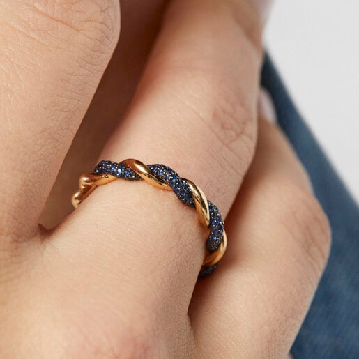Zlatý prsten Twisted s modrým safírem
