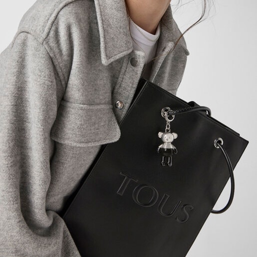 Large black T Pop Shopping bag