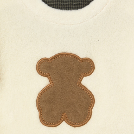 Girls outfit in Garnet pink