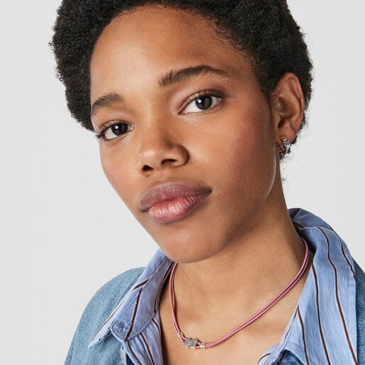 ピンクの伸縮性ネックレス Sweet Dolls