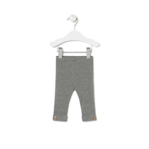 Girls outfit in Garnet pink