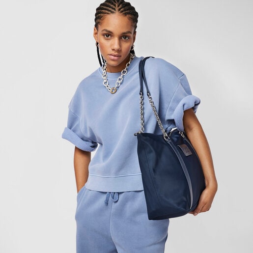 ネイビーブルーのラージトートバッグ Empire Soft Chain