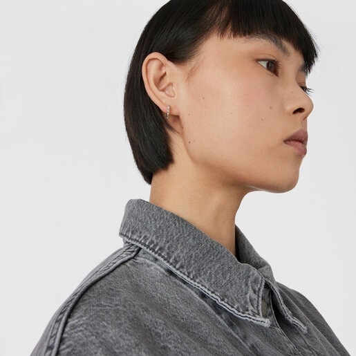 עגילי חישוק Bold Motif מכסף במוטיב פרח