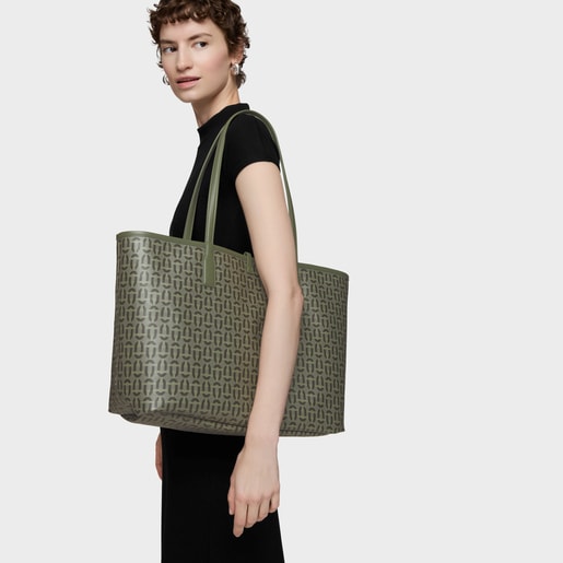 حقيبة أحمال خفيفة كبيرة الحجم بوجهين مزدوجة الاستخدام باللون الكاكي من تشكيلة TOUS Manifesto