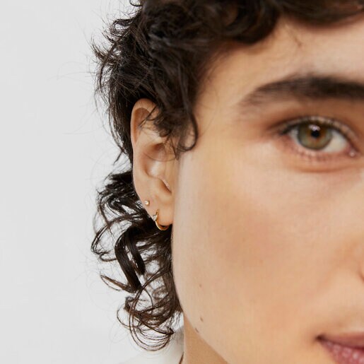 עגיל 1/2 חישוק San Valentín מזהב בשילוב יהלומים ומוטיב לב