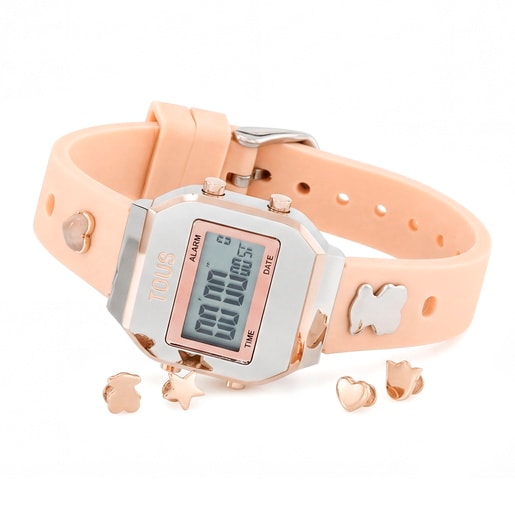 ساعة رقمية بحزام باللون الوردي، وهيكل من الصُلب باللون الوردي، ومرصعة بالأحجار الكريمة من تشكيلة TOUS XPRESURSLF