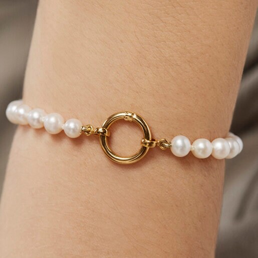 Gold Hold Bracelet with Pearls