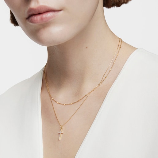 Colgante cruz de oro y diamantes Basics