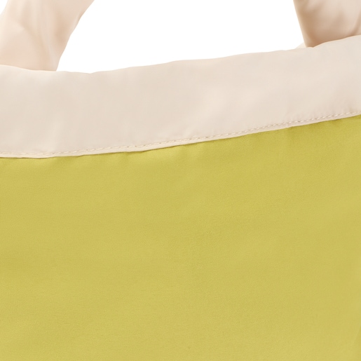 حقيبة أدوات تجميل TOUS Carol Soft على شكل دلو باللون البيج