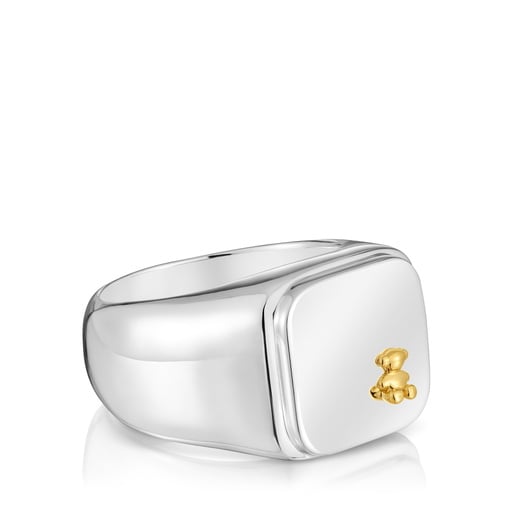 خاتم منقوش بدرجتَي لون مرصع بحلية على شكل دبدوب من تشكيلة TOUS Man