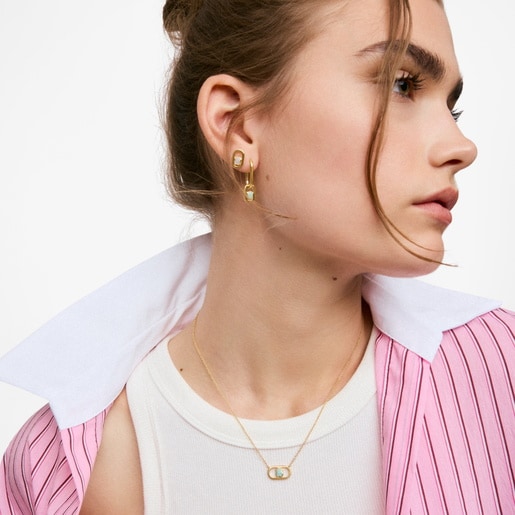 18ktゴールドコーティング・シルバーにアマゾナイトが付いたネックレス、TOUS Camille。