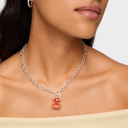 シルバーとリサイクルペーパーを組み合わせた、22 mm 大のベア・ペンダントトップ Bold Bear