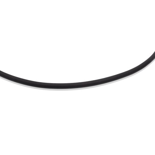 Mittellange Halskette TOUS Chokers aus 3 mm dickem Gummi in Schwarz mit silbernem Verschluss, 50 cm lang.