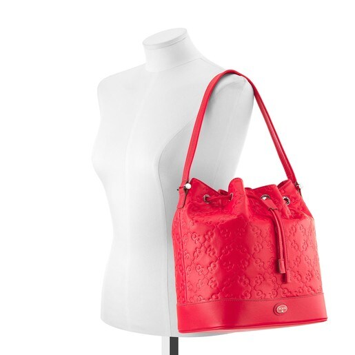 Bombonera Infinit de Piel en color rosa fluor