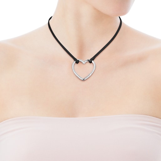 Длинное колье Hold с сердечком из серебра на шнурке из черной кожи