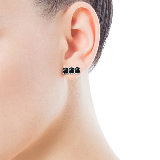 Mini Onix Earrings in Silver with three Onyx bears