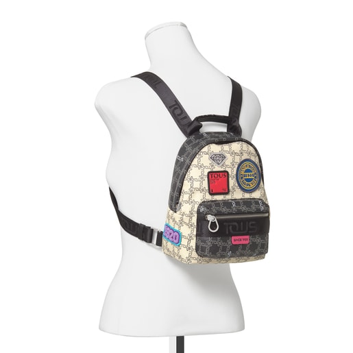 Mochila pequeña Tous Logogram Patch beige y negro