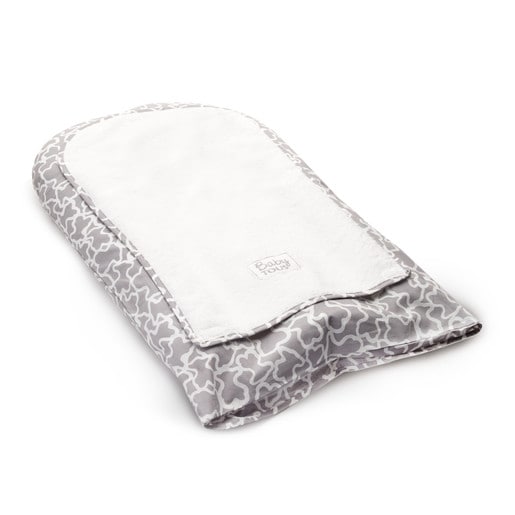 Kaos comfortable table-top baby changer in grey