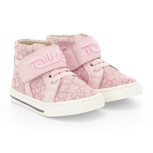 Deportiva de piel bota con cordones y tira cinta a