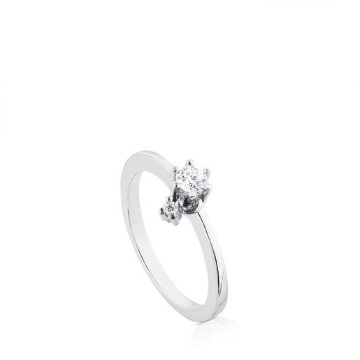 טבעת קלאסית מזהב לבן עם יהלום 0.15 קראט