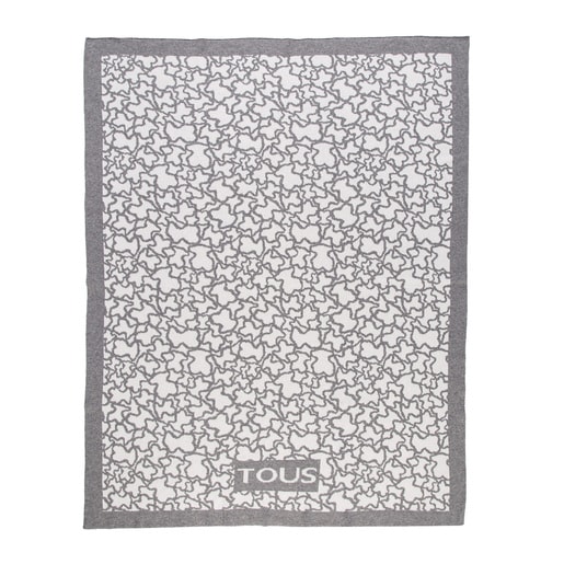 Reversible white Kaos blanket 