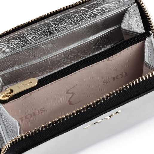Small silver colored Leather Tulia Crack Wallet