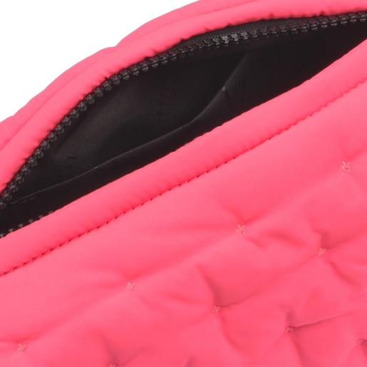 Malá neonově růžová crossbody taška Salsi